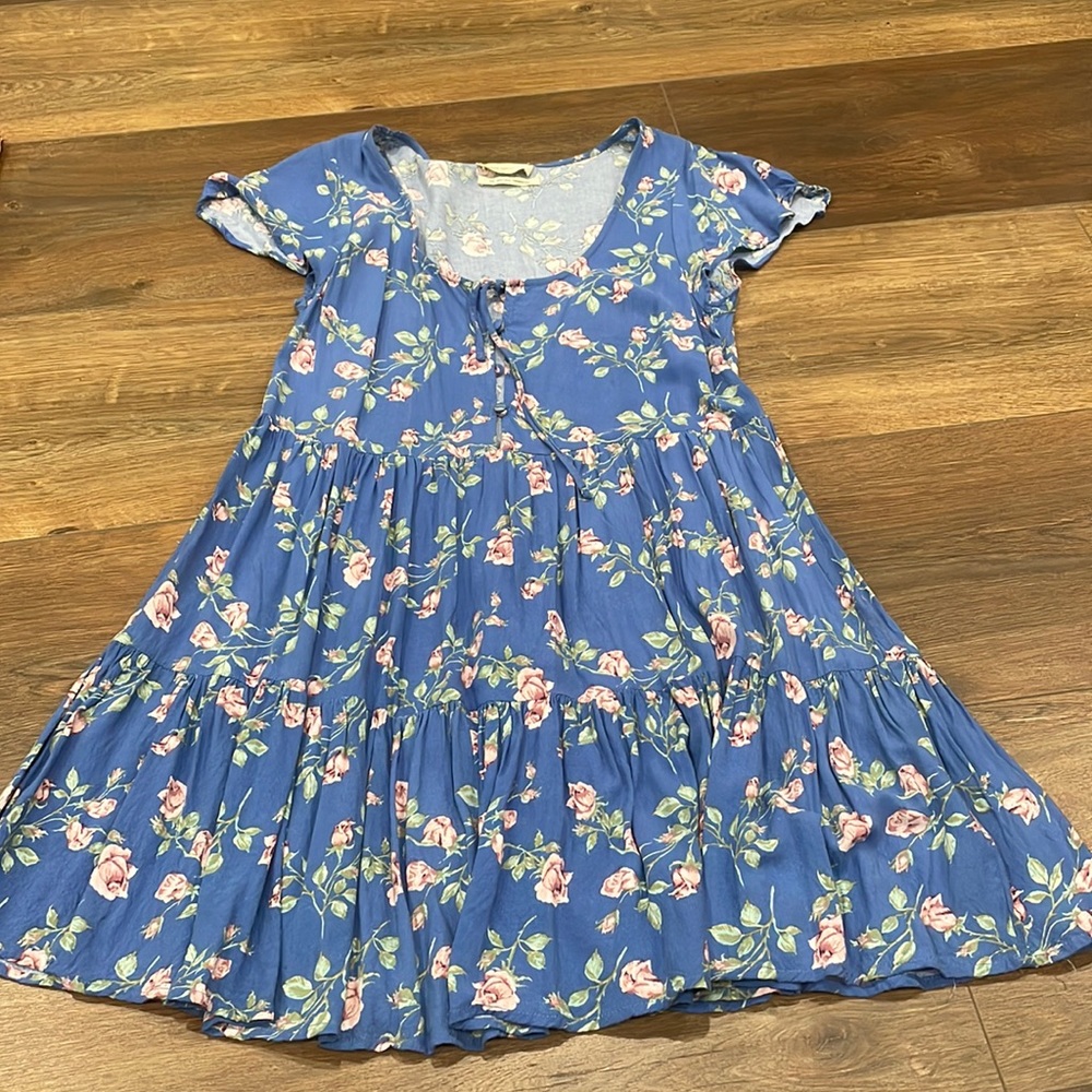 Women’s dress, size small, urban outfitters